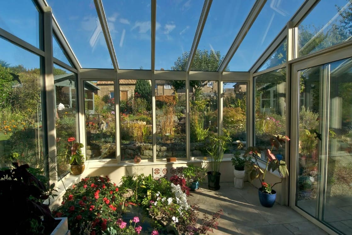 Теплый профиль Алюмарк, остекление с крышей.